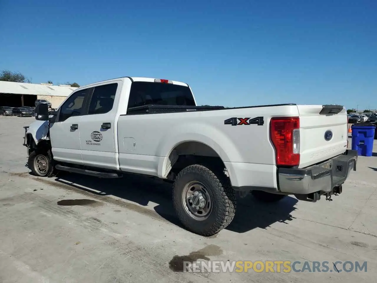 2 fotografías del automóvil dañado 1FT7W2B61KEE05722 FORD F250 2019