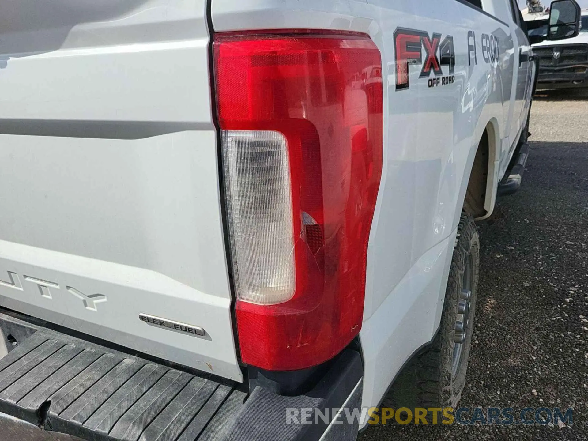 23 fotografías del automóvil dañado 1FT7W2B63KEC61316 FORD F250 2019