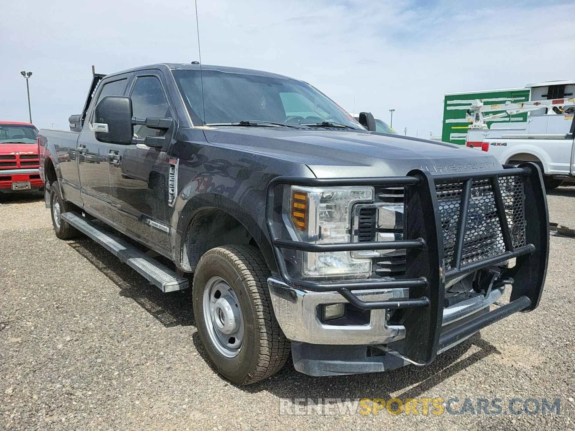 16 fotografías del automóvil dañado 1FT7W2BT1KEF25400 FORD F250 2019