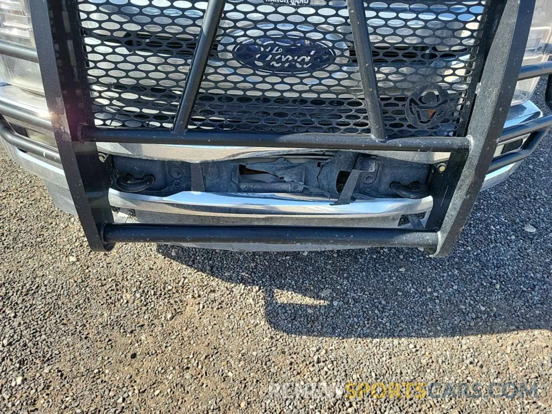 25 fotografías del automóvil dañado 1FT7W2BT1KEF25400 FORD F250 2019
