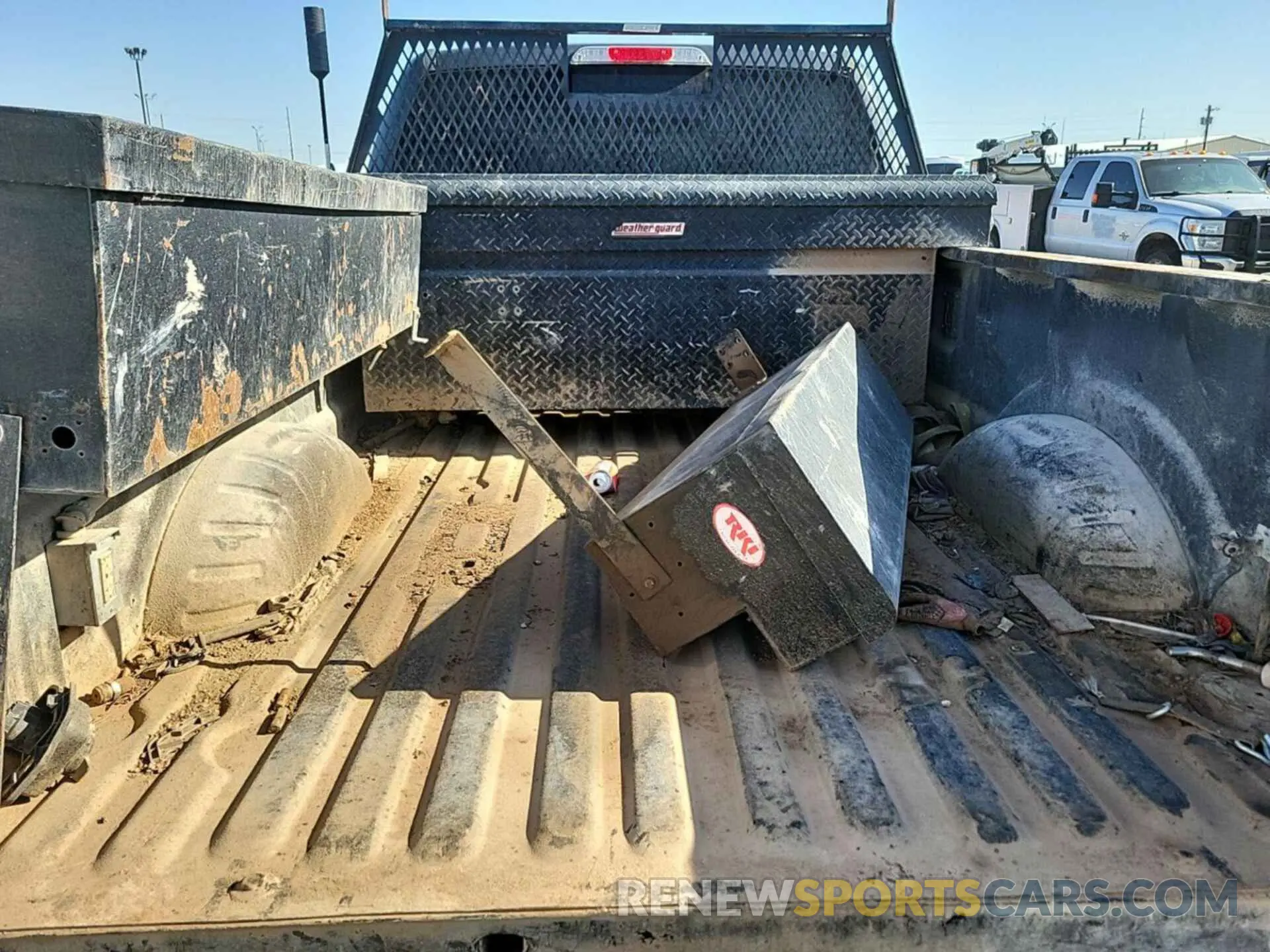 3 fotografías del automóvil dañado 1FT7W2BT1KEF25400 FORD F250 2019