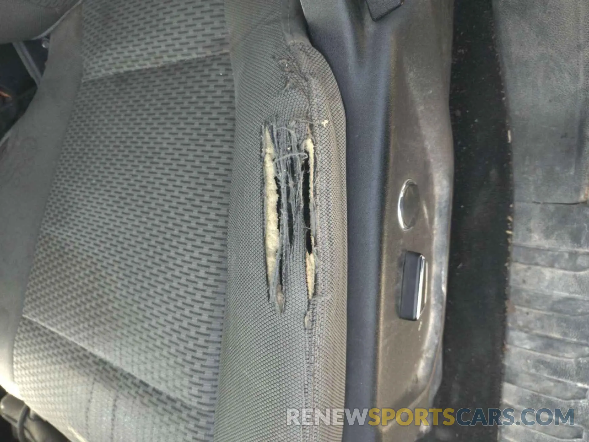 4 fotografías del automóvil dañado 1FT7W2BT3KEF25401 FORD F250 2019