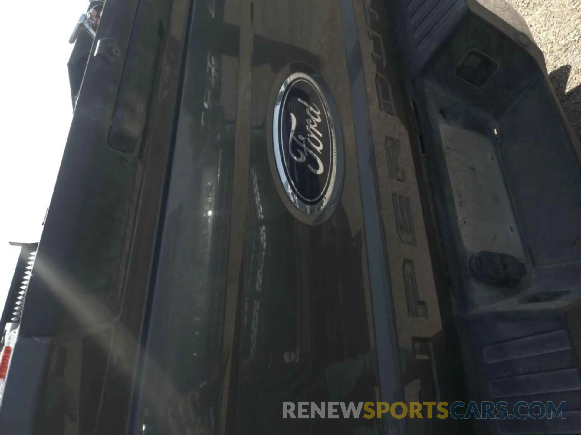 5 fotografías del automóvil dañado 1FT7W2BT3KEF25401 FORD F250 2019