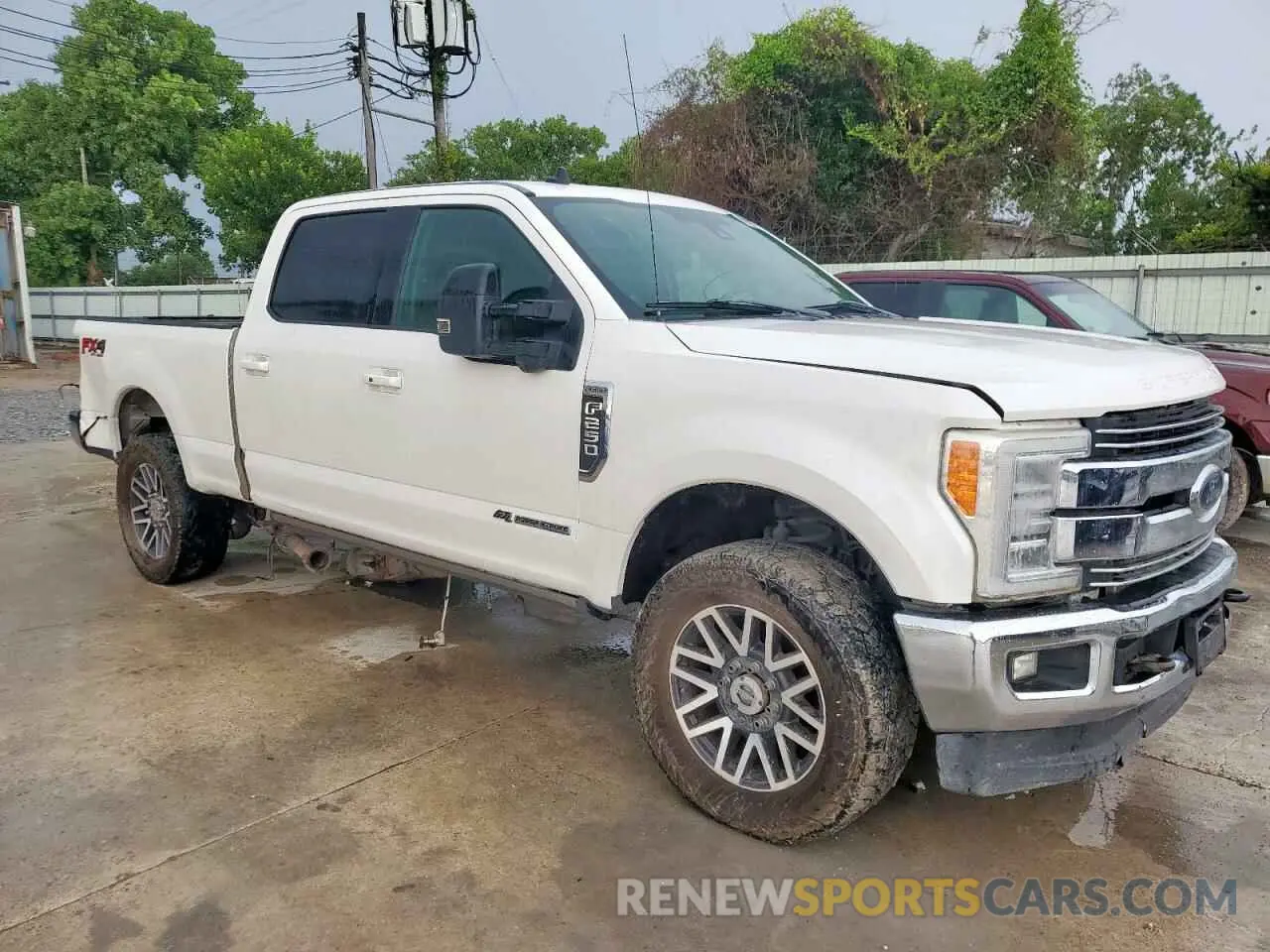 4 fotografías del automóvil dañado 1FT7W2BT4KEF28520 FORD F250 2019