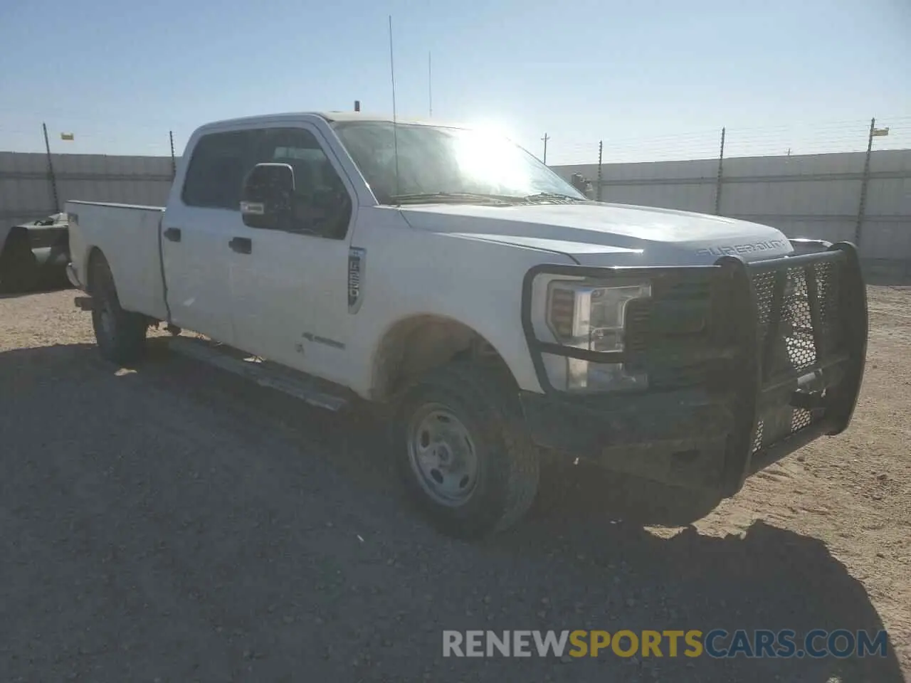 4 fotografías del automóvil dañado 1FT7W2BT4KEG06701 FORD F250 2019