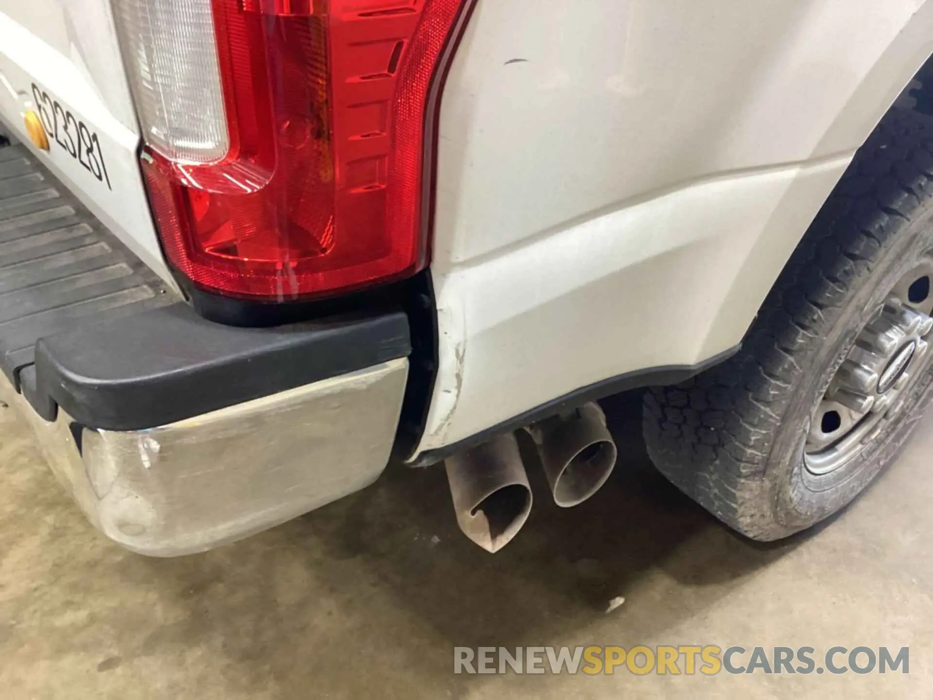 10 fotografías del automóvil dañado 1FT7W2BT5KEF57380 FORD F250 2019