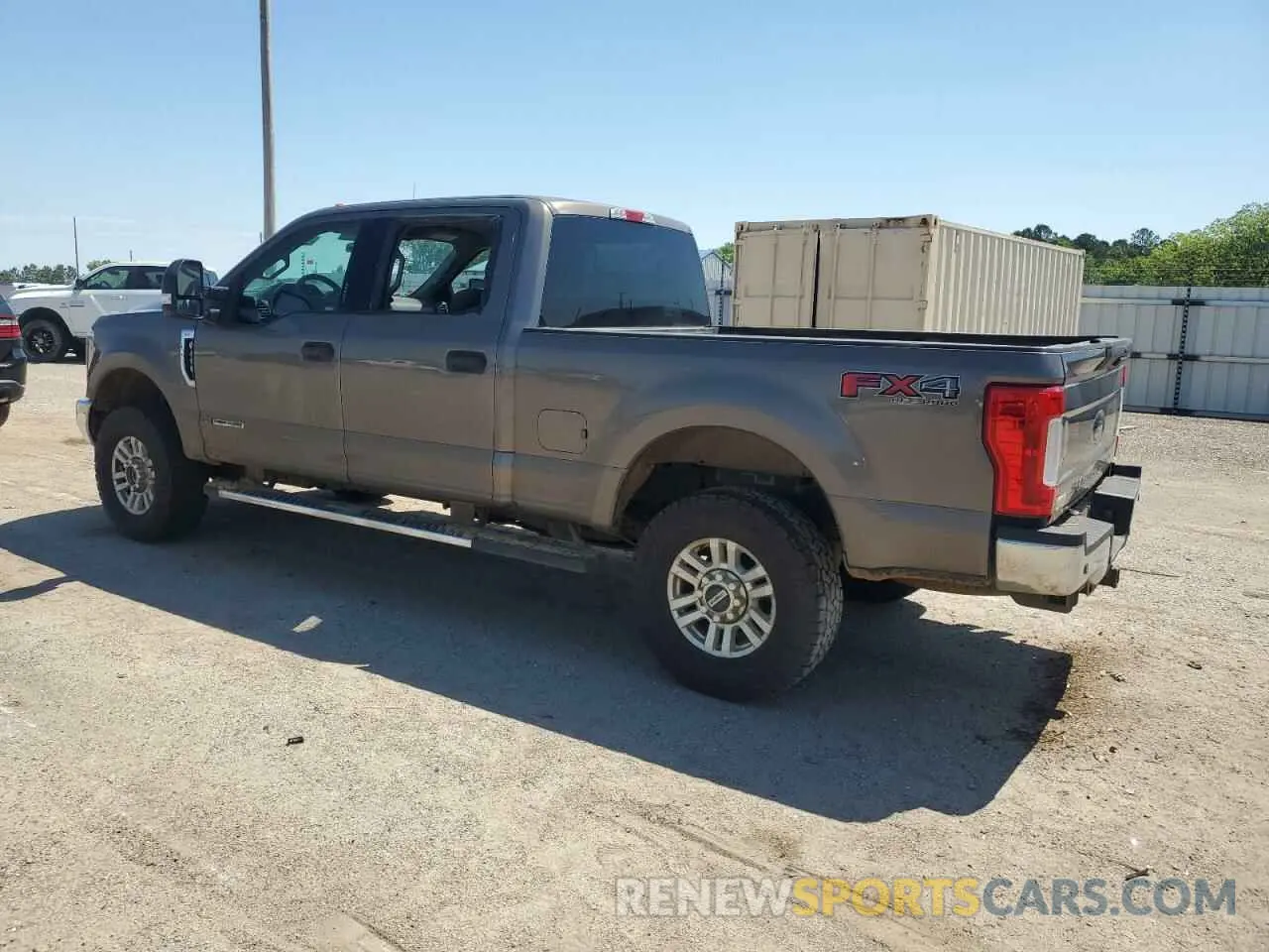 2 fotografías del automóvil dañado 1FT7W2BT6KEG30692 FORD F250 2019