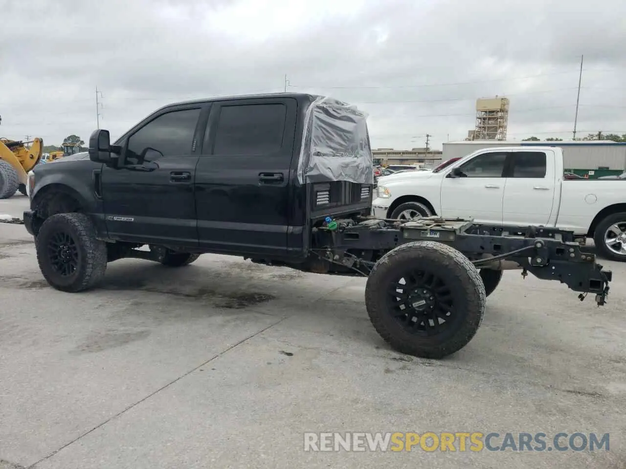 2 fotografías del automóvil dañado 1FT7W2BT8KEG83331 FORD F250 2019