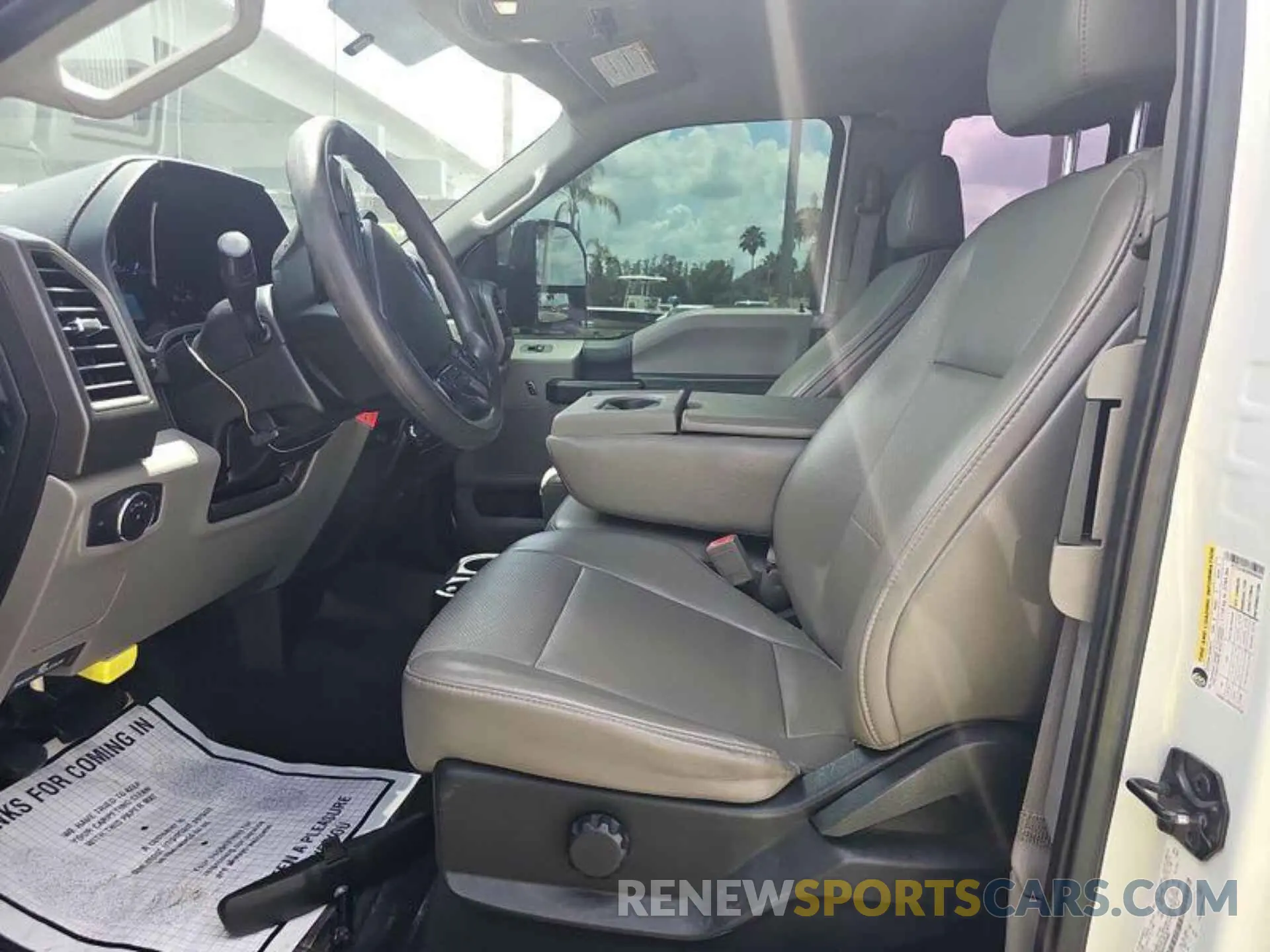 4 fotografías del automóvil dañado 1FT7X2A64KED99588 FORD F250 2019