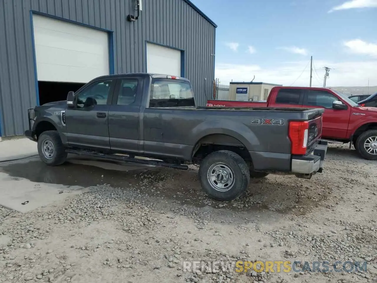 2 fotografías del automóvil dañado 1FT7X2B61KEC11379 FORD F250 2019