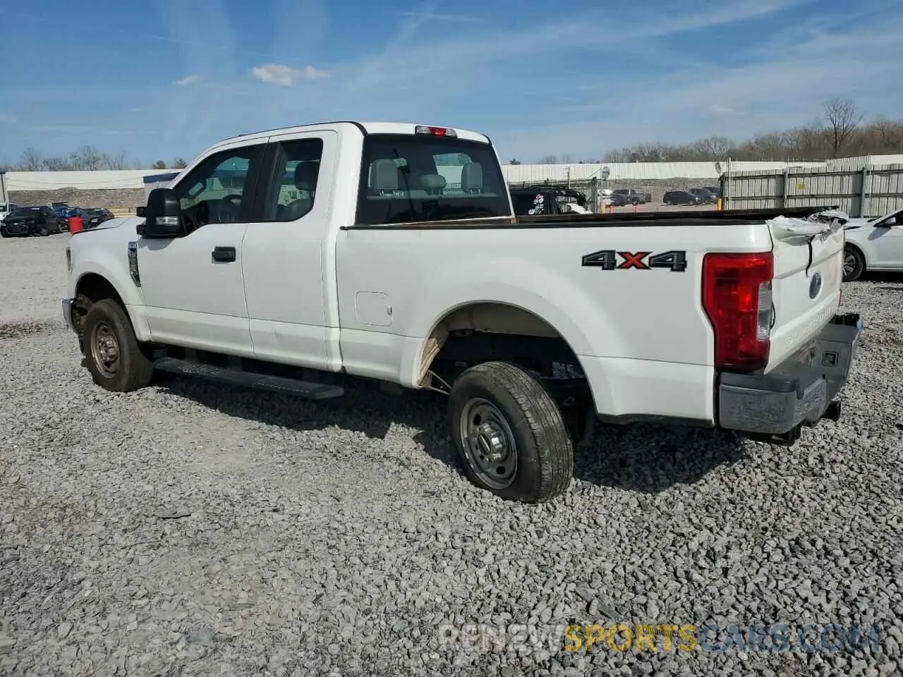 2 fotografías del automóvil dañado 1FT7X2B61KEG32082 FORD F250 2019