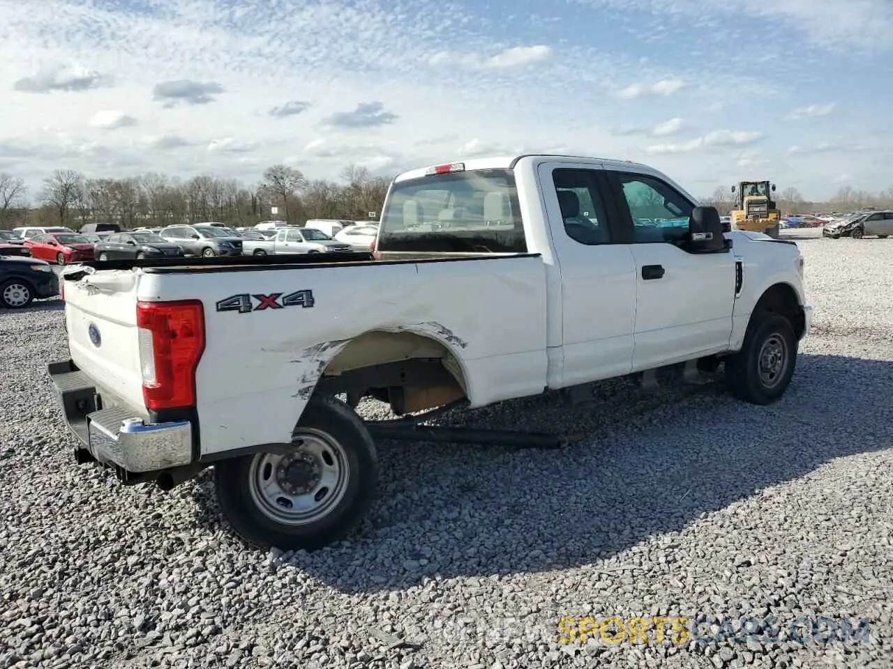 3 fotografías del automóvil dañado 1FT7X2B61KEG32082 FORD F250 2019
