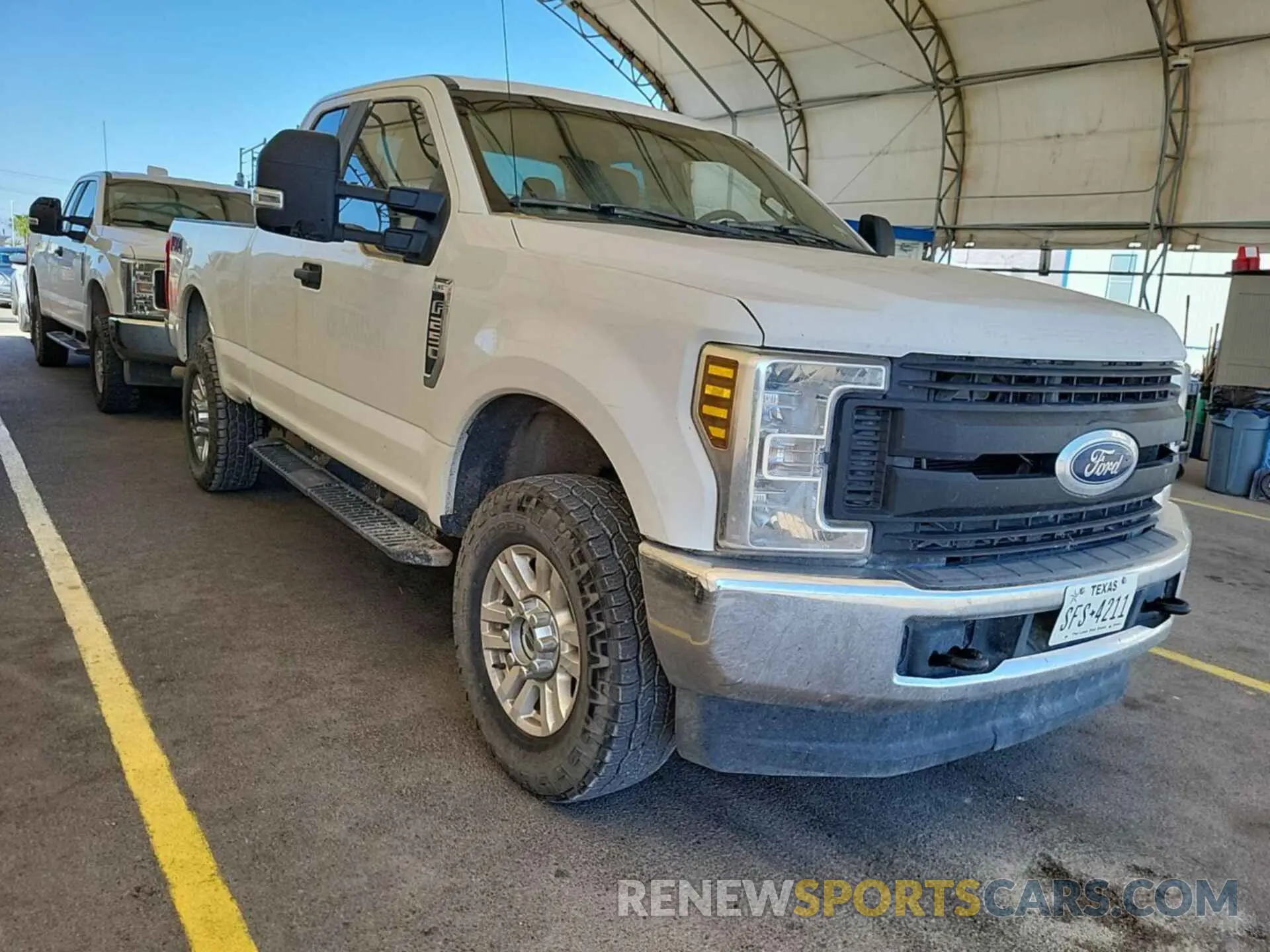 3 fotografías del automóvil dañado 1FT7X2B66KEF57461 FORD F250 2019