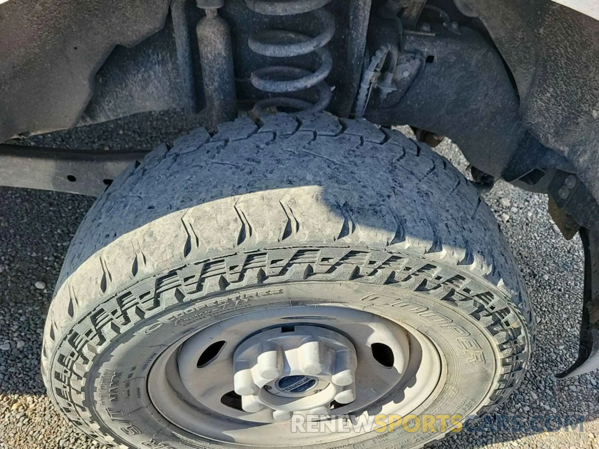 5 fotografías del automóvil dañado 1FT7X2B67KED41490 FORD F250 2019