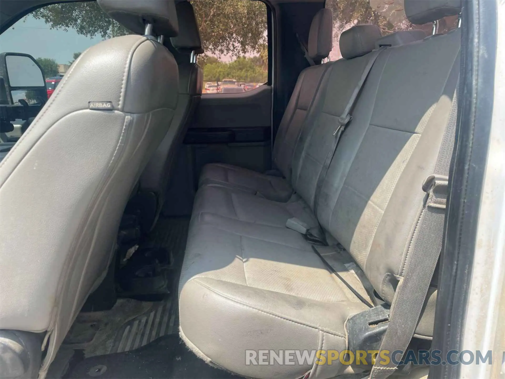 25 fotografías del automóvil dañado 1FT7X2B68KEF83088 FORD F250 2019