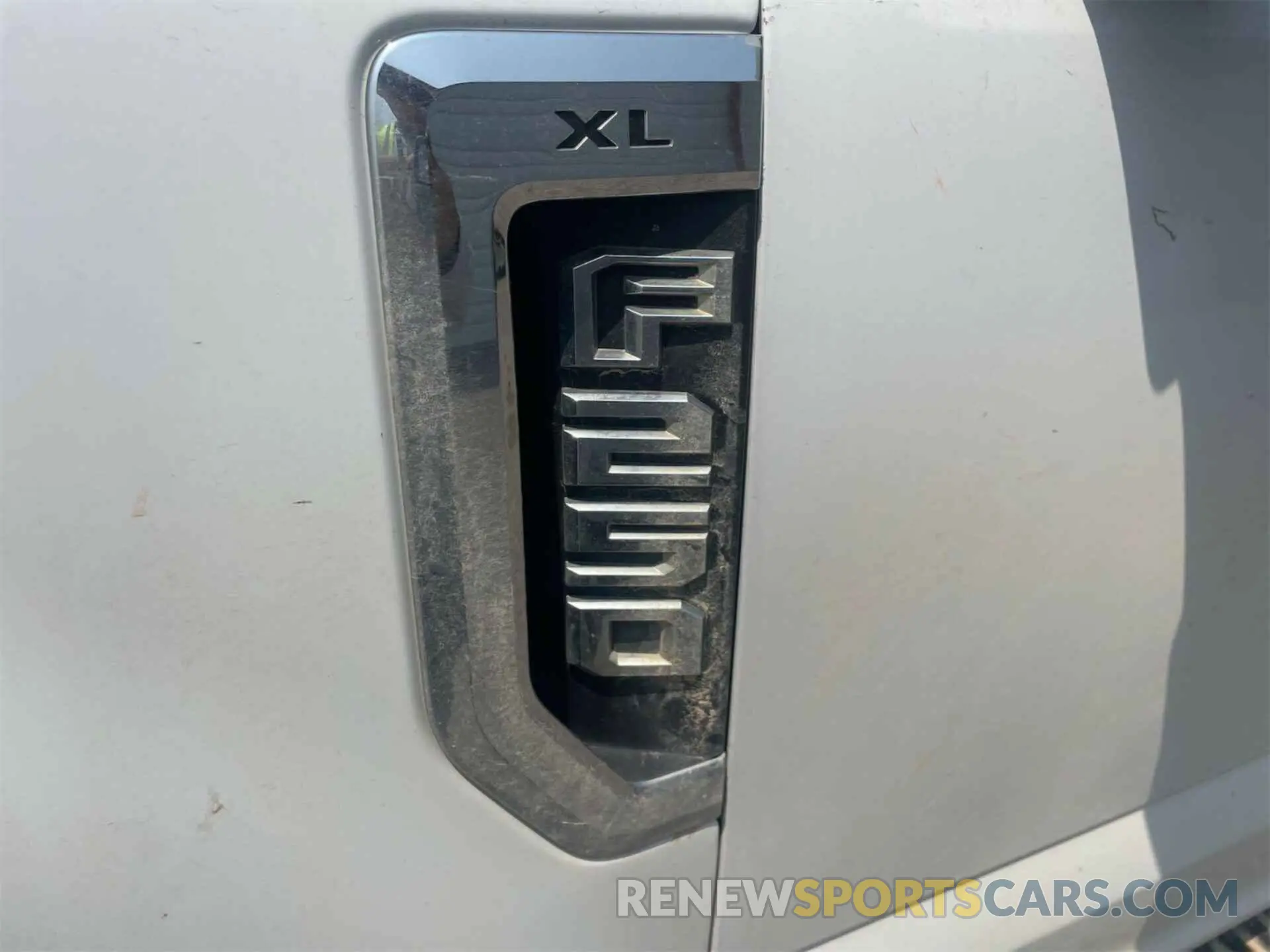 28 fotografías del automóvil dañado 1FT7X2B68KEF83088 FORD F250 2019