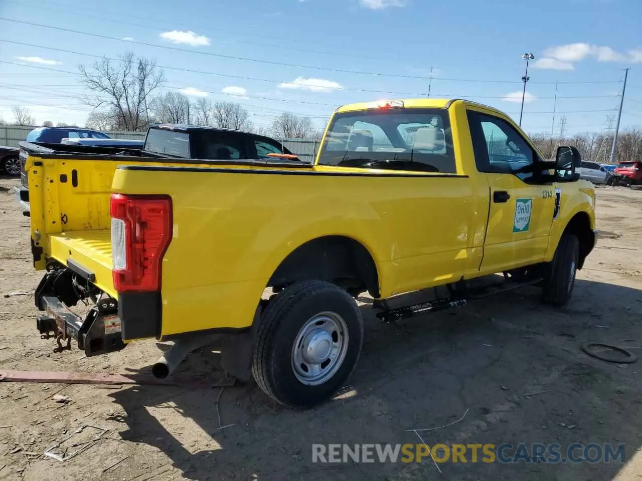 3 fotografías del automóvil dañado 1FTBF2B60KEG24939 FORD F250 2019