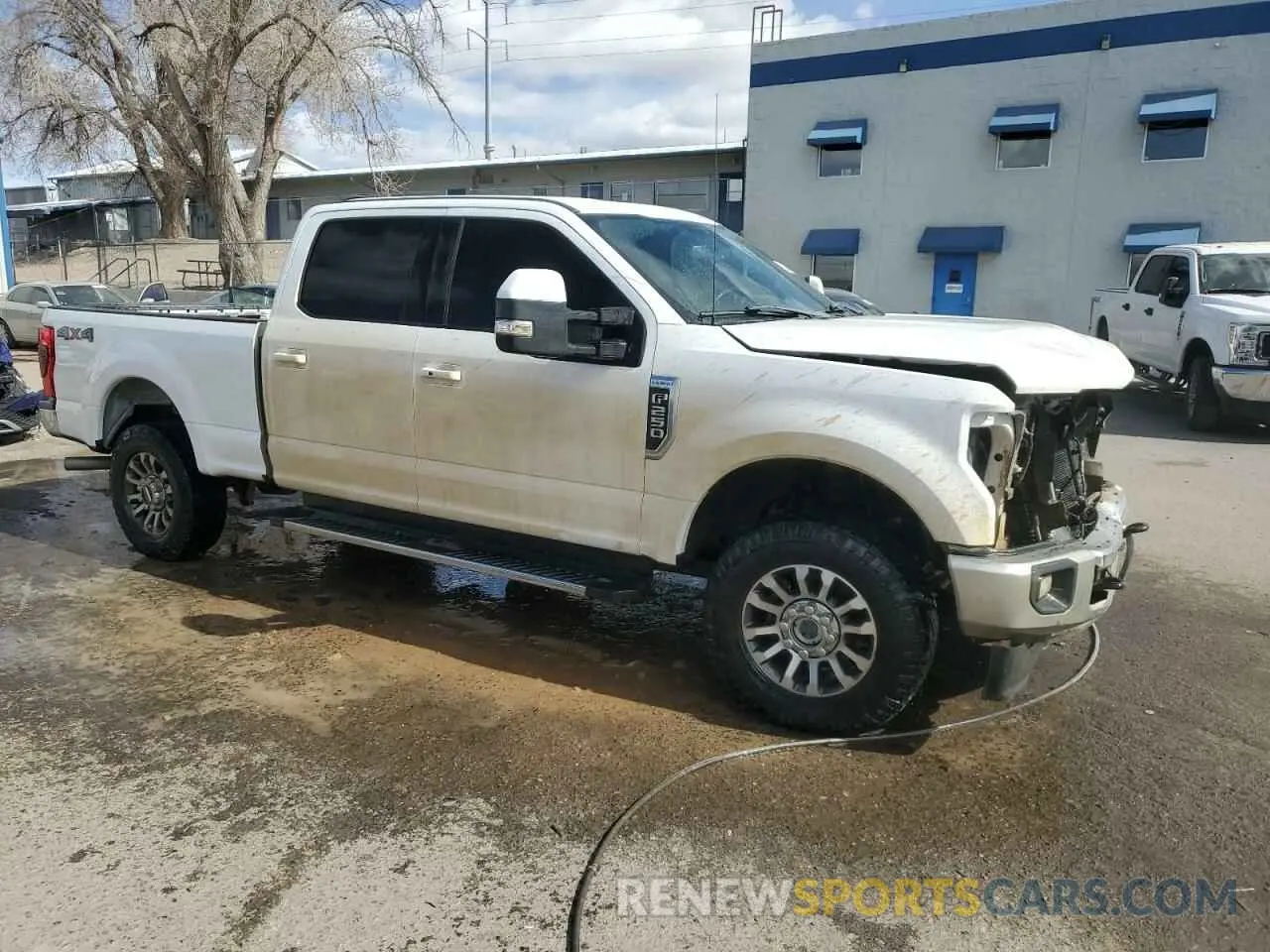 4 fotografías del automóvil dañado 1FT7W2B63LEC72446 FORD F250 2020