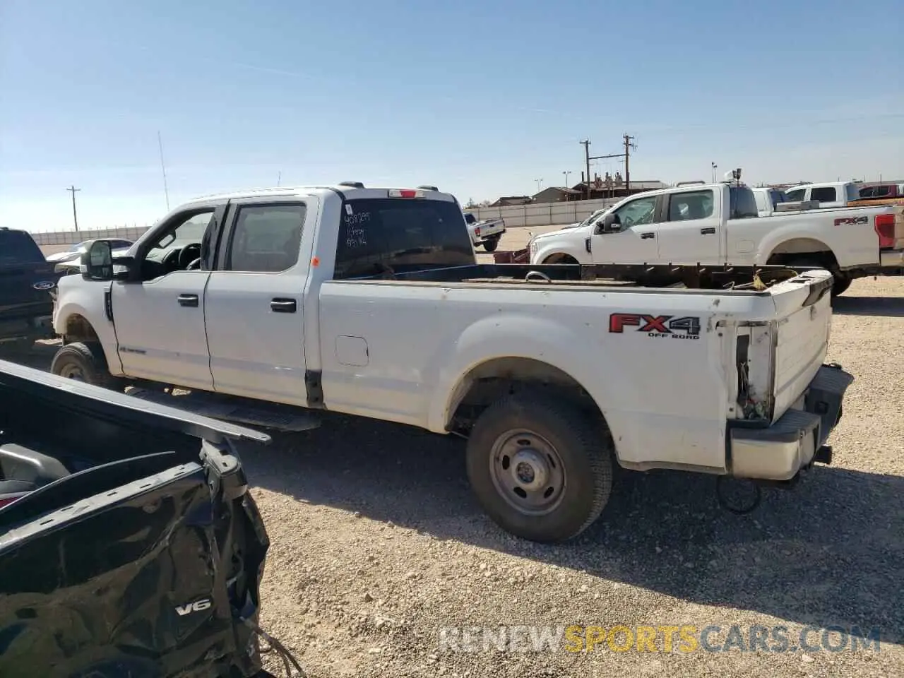 2 fotografías del automóvil dañado 1FT7W2BTXMEC26975 FORD F250 2021