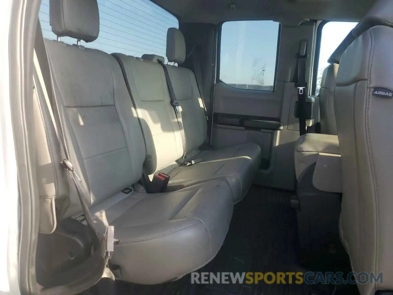 10 fotografías del automóvil dañado 1FT7X2A68MEC12324 FORD F250 2021