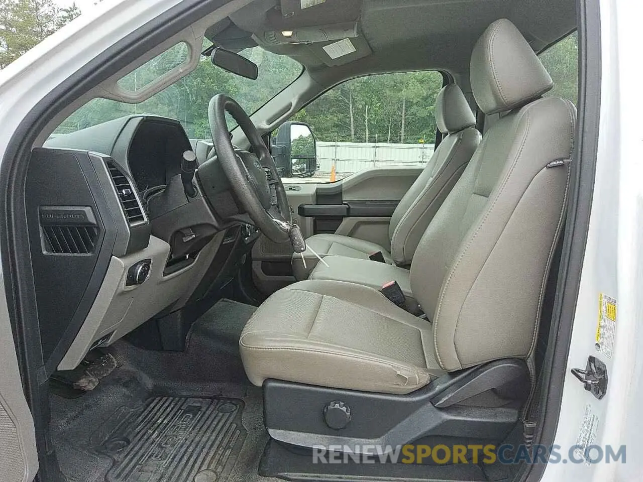 7 fotografías del automóvil dañado 1FTBF2A66MEC67576 FORD F250 2021