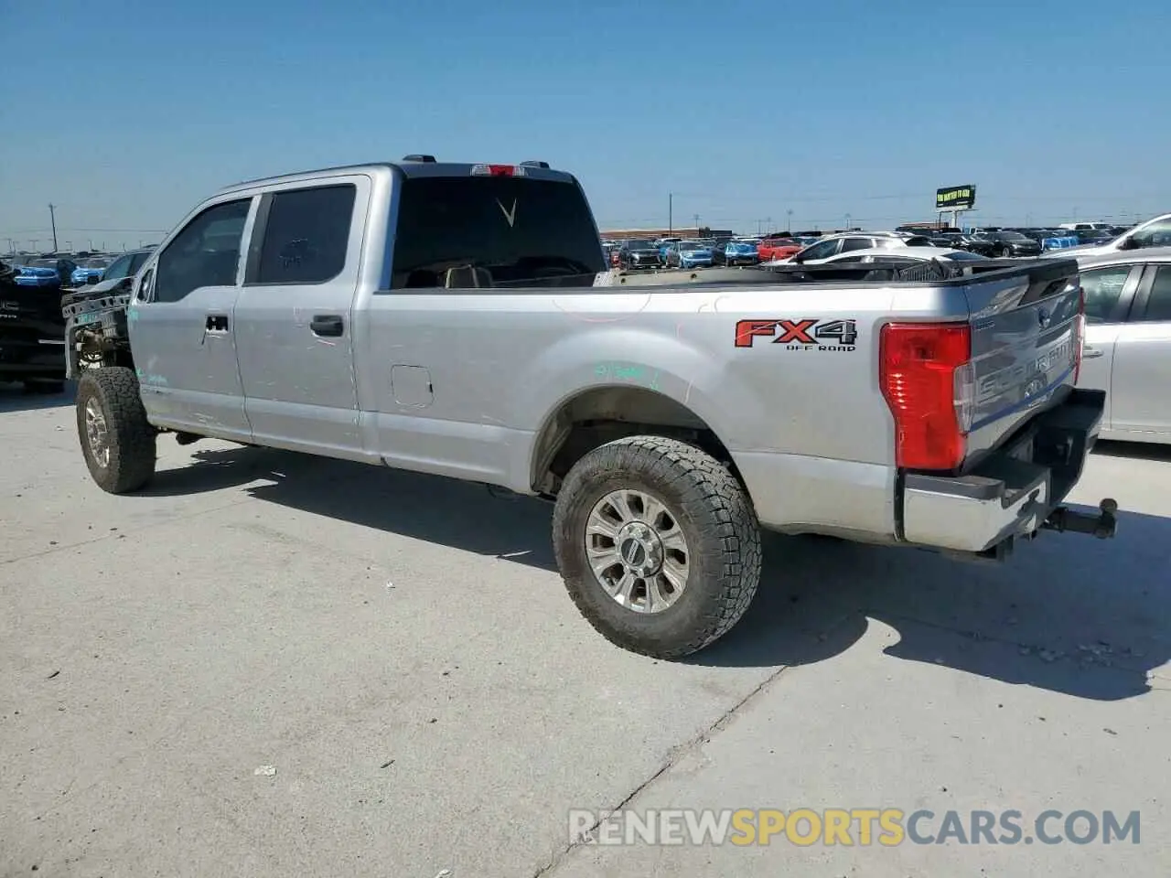 2 fotografías del automóvil dañado 1FT7W2BT3NEE17817 FORD F250 2022
