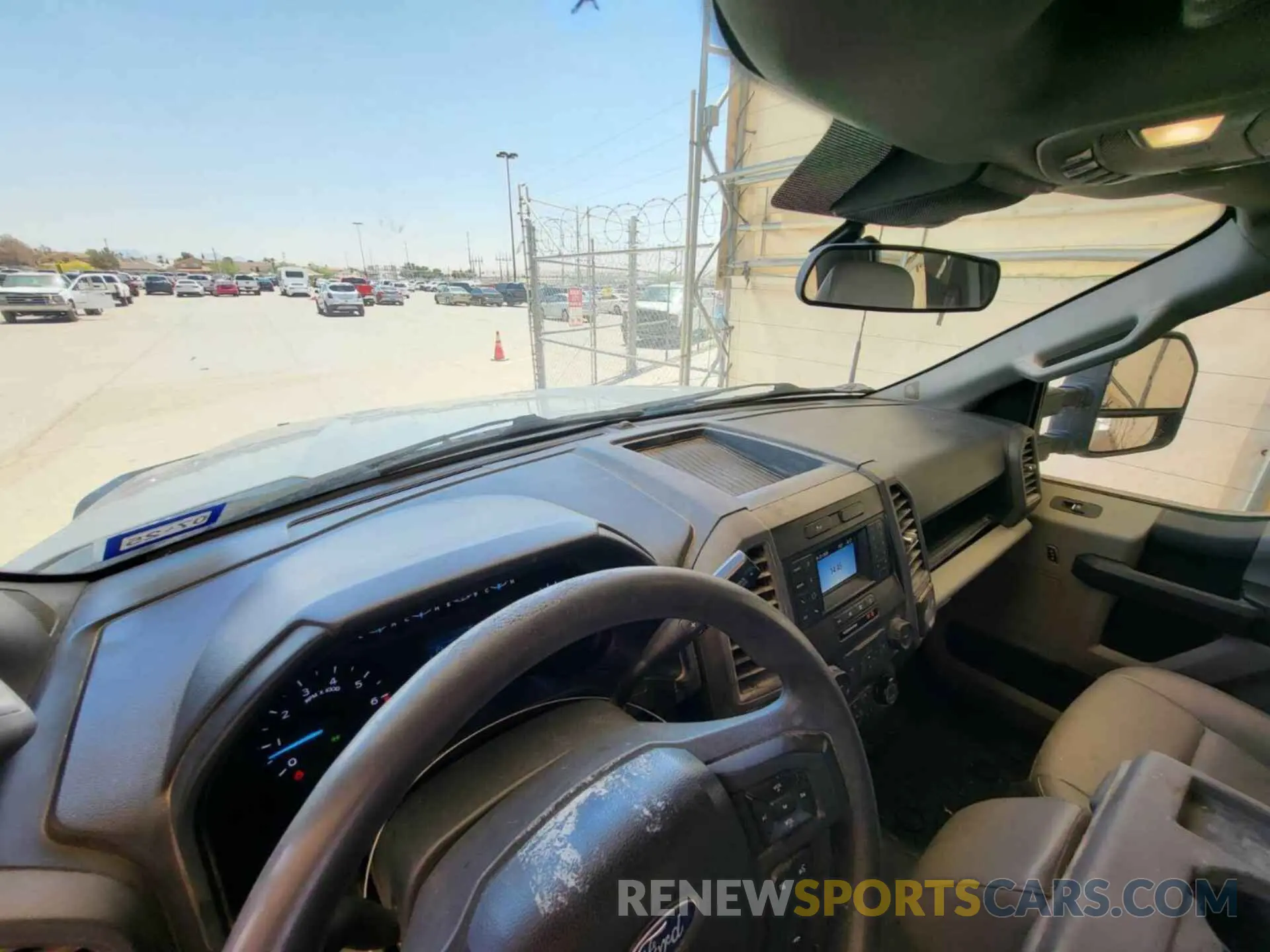 5 fotografías del automóvil dañado 1FT7X2B69NEE58170 FORD F250 2022
