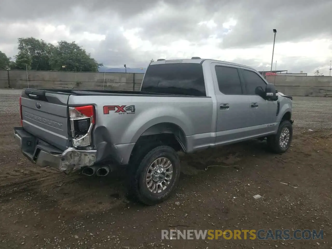 3 fotografías del automóvil dañado 1FT8W2BT0NEE39357 FORD F250 2022