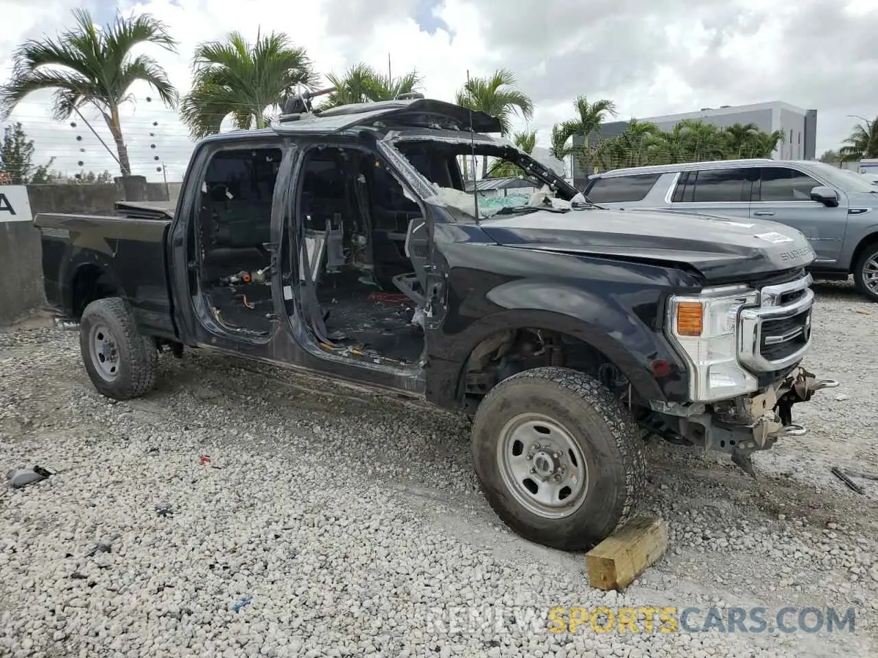 4 fotografías del automóvil dañado 1FT8W2BT6NEC98200 FORD F250 2022