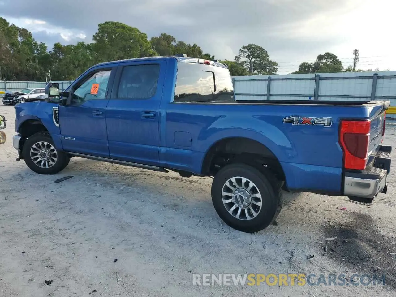 2 fotografías del automóvil dañado 1FT8W2BT8NED50247 FORD F250 2022