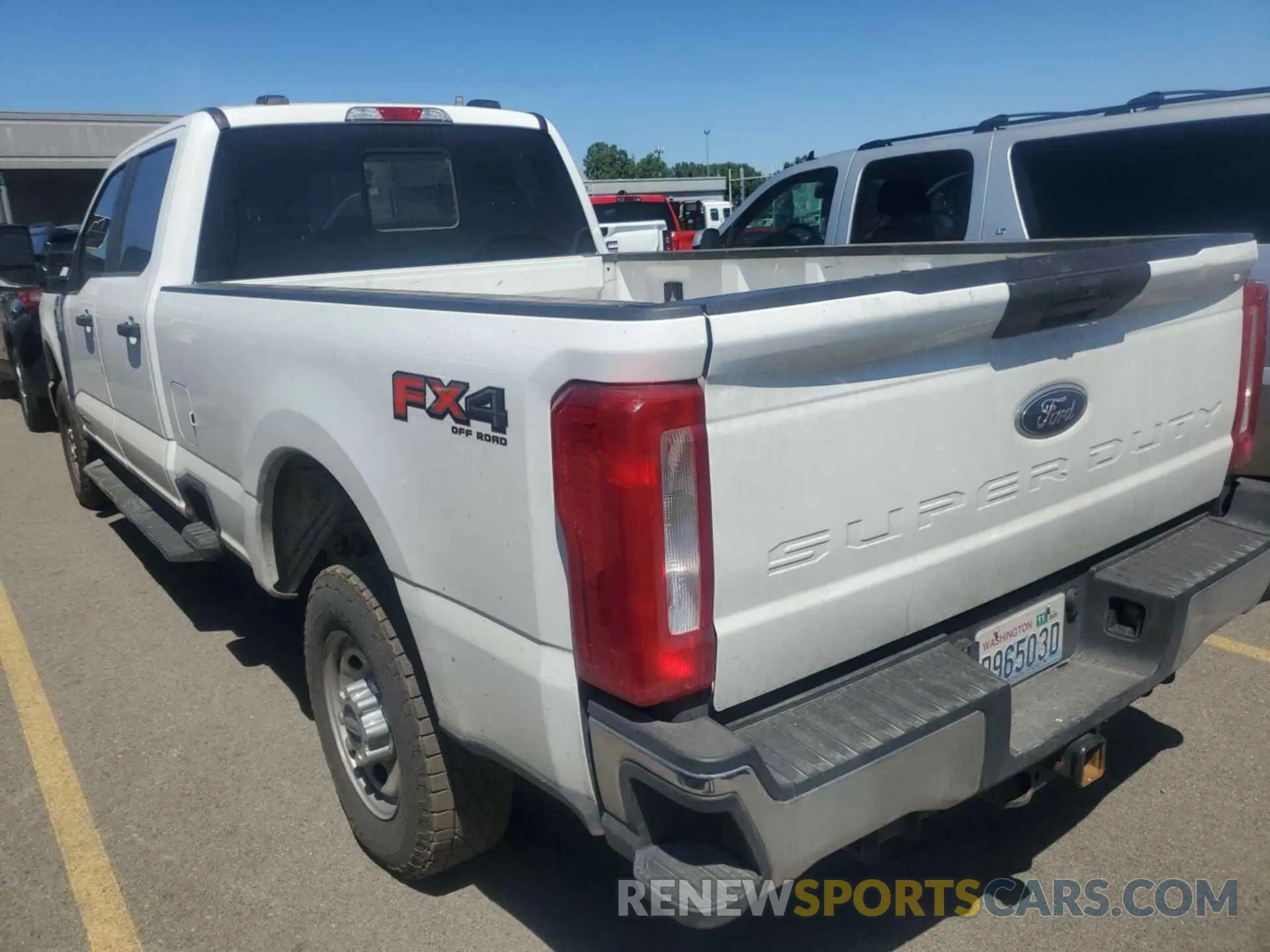 17 fotografías del automóvil dañado 1FT7W2BT9PEC17317 FORD F250 2023