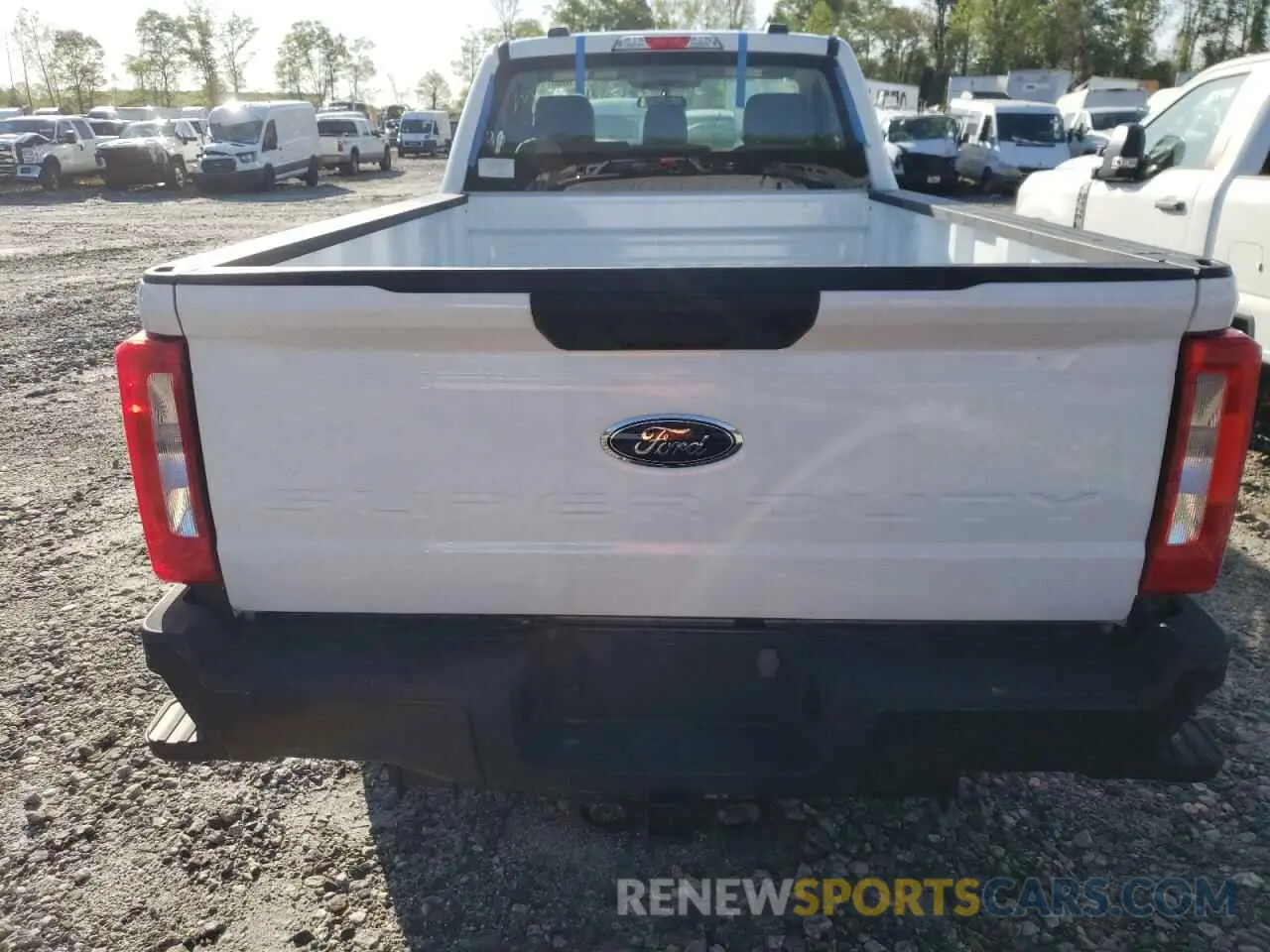 10 fotografías del automóvil dañado 1FTBF2BA4PED76965 FORD F250 2023