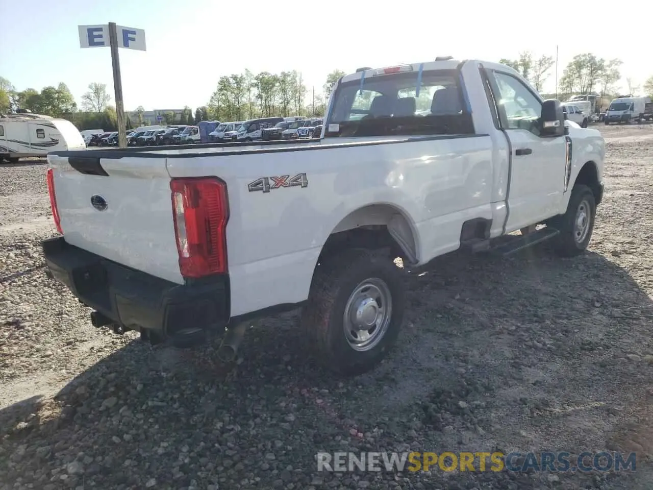 3 fotografías del automóvil dañado 1FTBF2BA4PED76965 FORD F250 2023