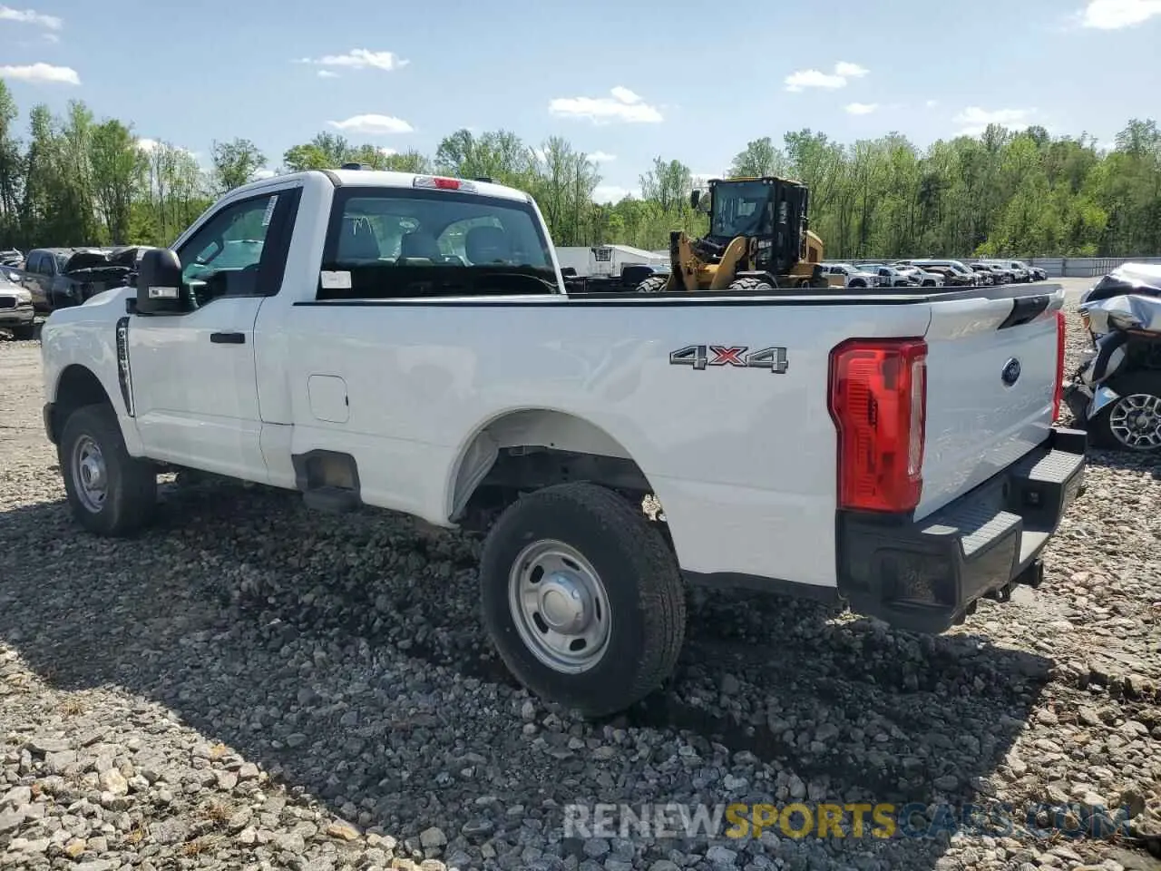 2 fotografías del automóvil dañado 1FTBF2BA4PED80868 FORD F250 2023