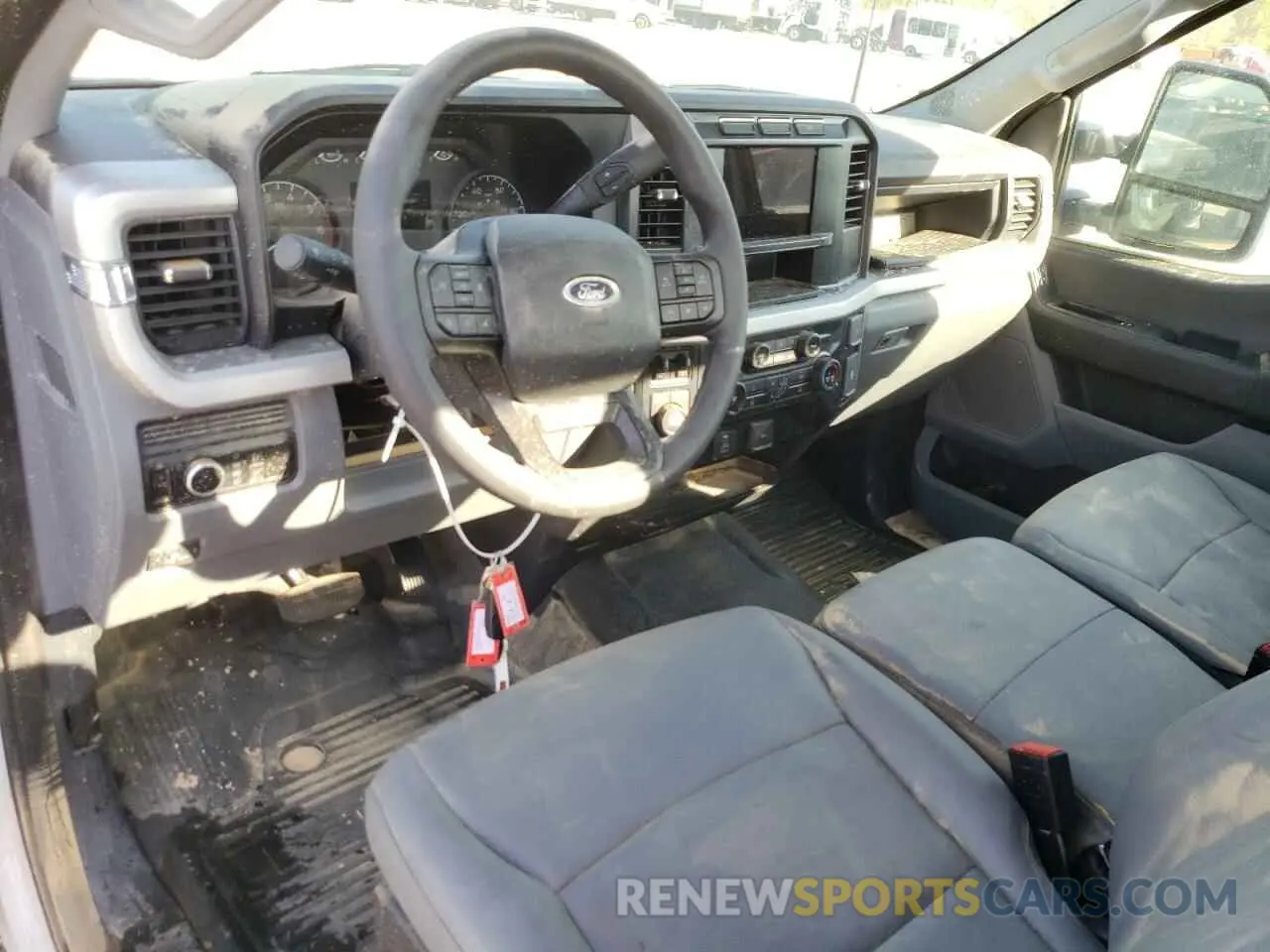 8 fotografías del automóvil dañado 1FTBF2BA5PED66929 FORD F250 2023