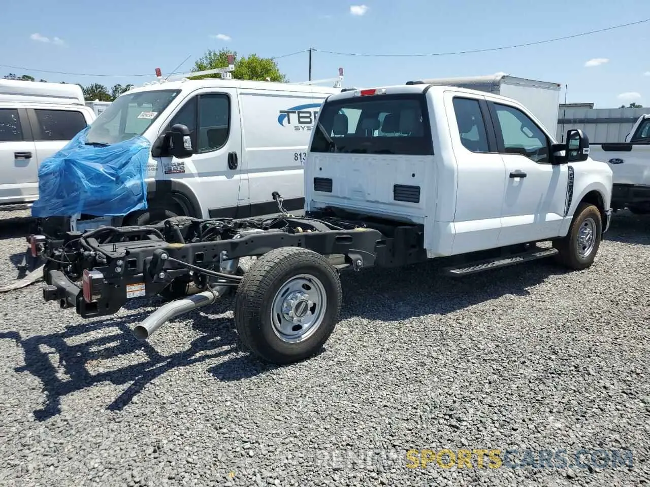 3 fotografías del automóvil dañado 1FD7X2AA9RED30535 FORD F250 2024