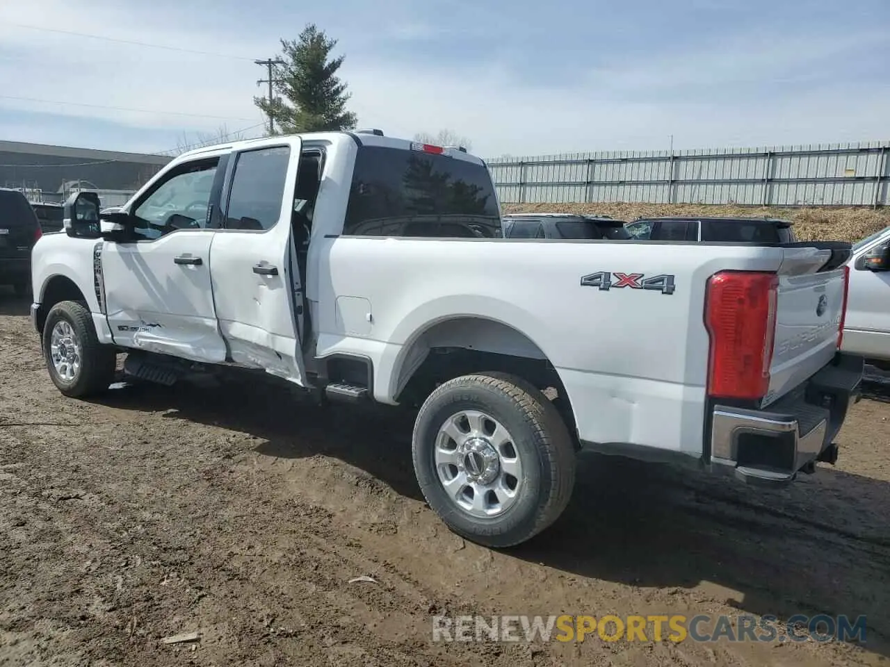 2 fotografías del automóvil dañado 1FT7W2BT9REE40833 FORD F250 2024