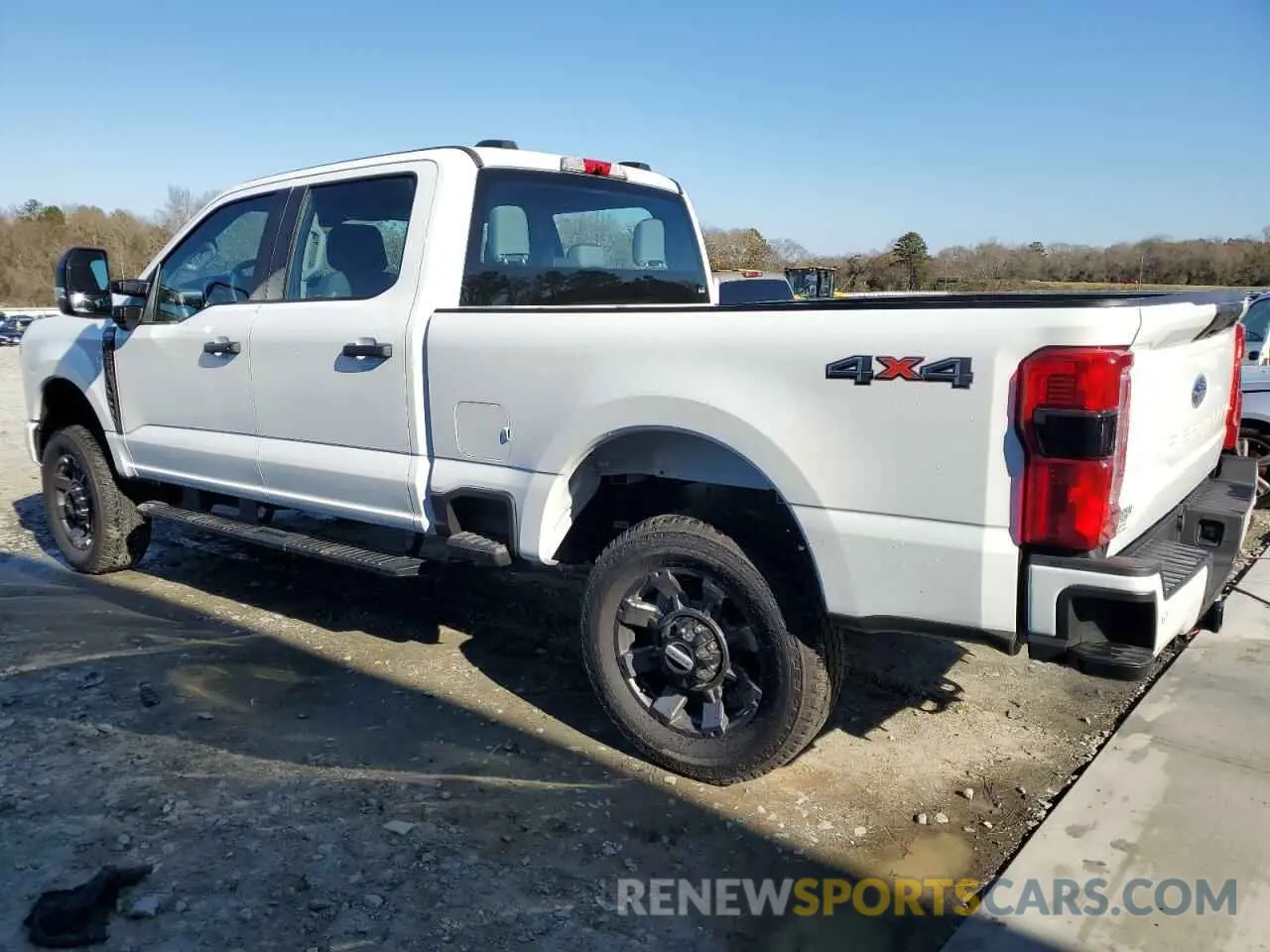 2 fotografías del automóvil dañado 1FT8W2BA1RED59229 FORD F250 2024
