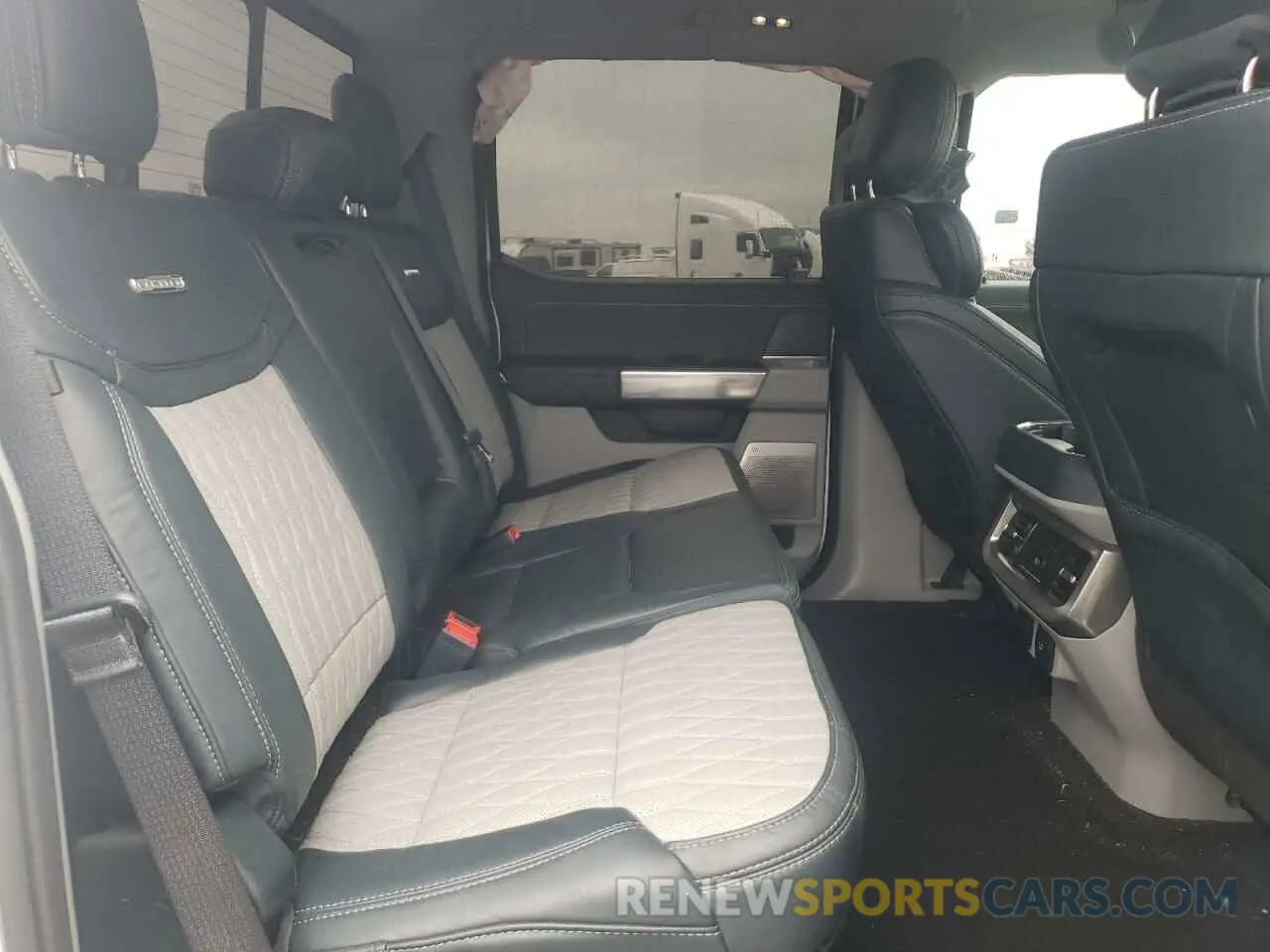 10 fotografías del automóvil dañado 1FT8W2BM3REC79392 FORD F250 2024