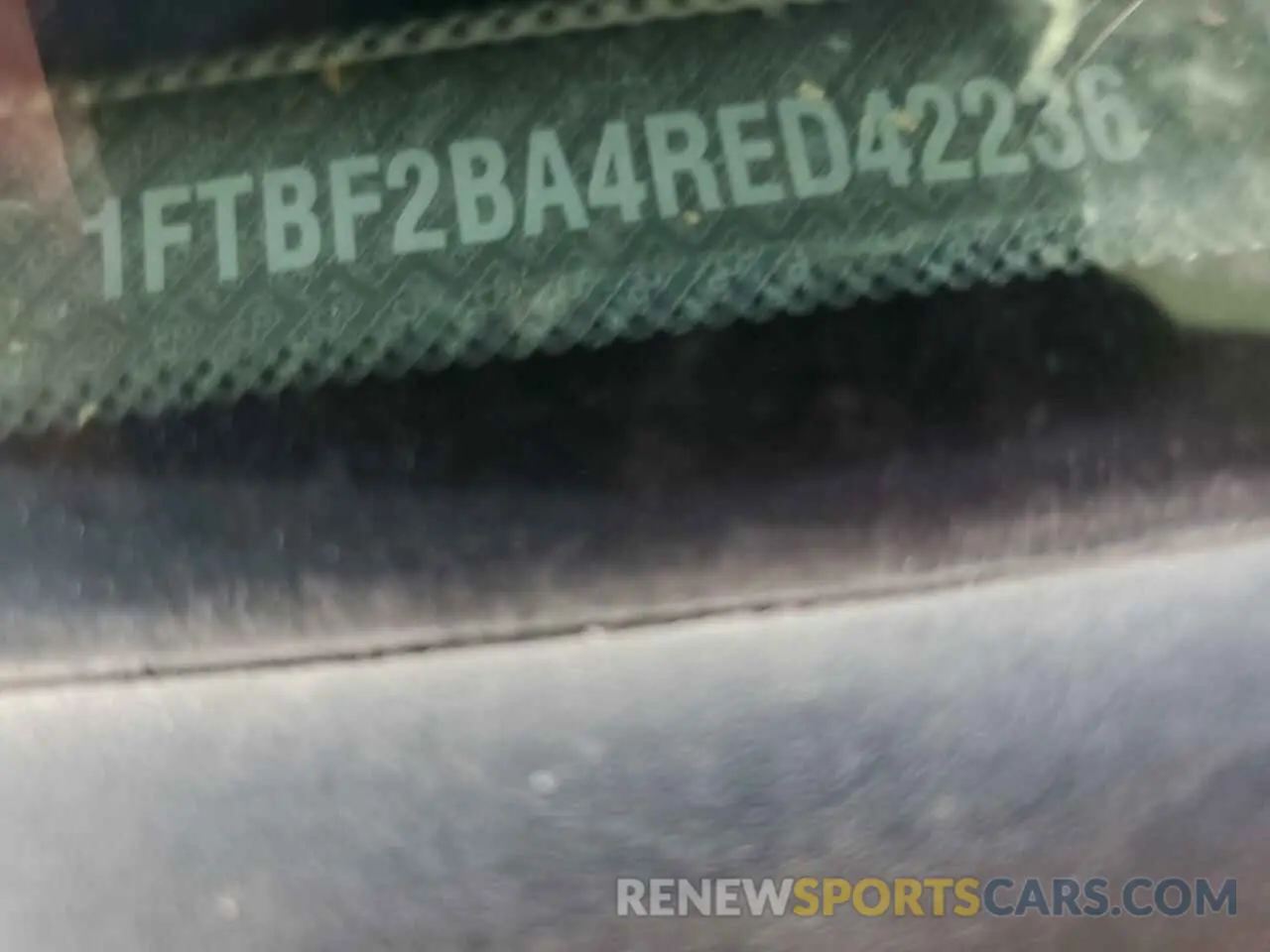12 fotografías del automóvil dañado 1FTBF2BA4RED42236 FORD F250 2024