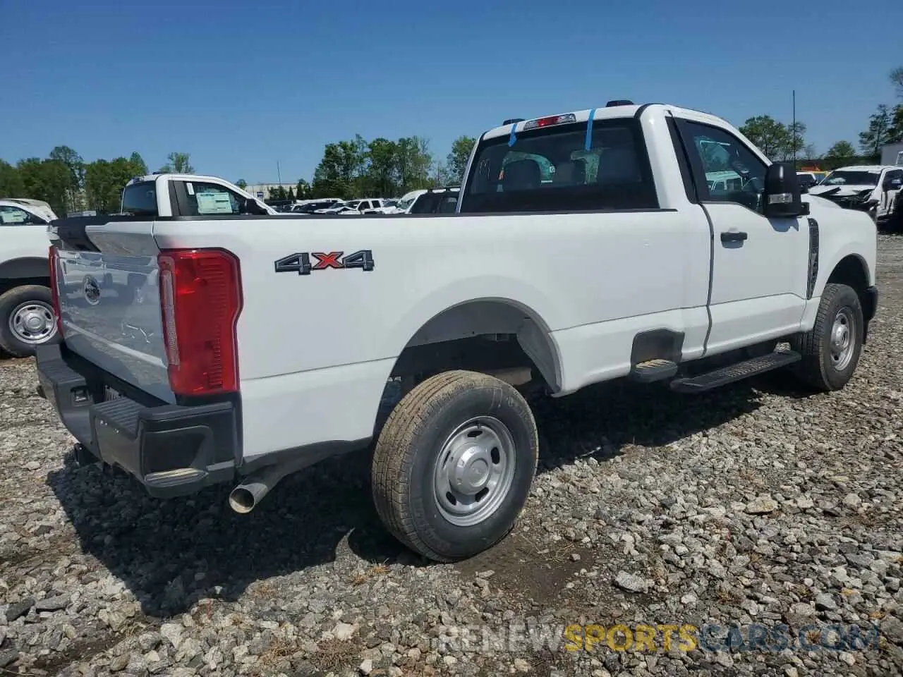 3 fotografías del automóvil dañado 1FTBF2BA4RED42236 FORD F250 2024