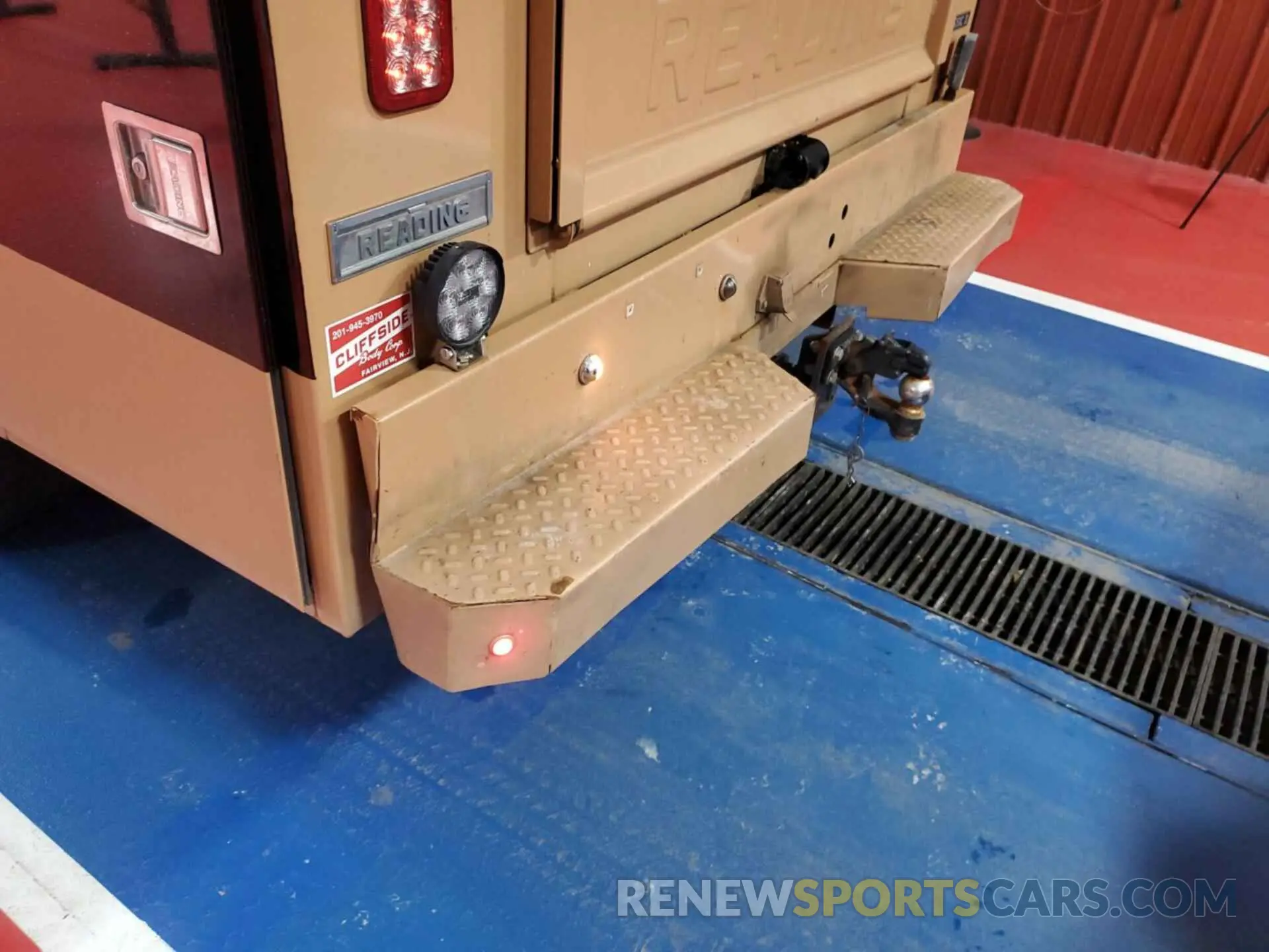 6 fotografías del automóvil dañado 1FD8X3E69KEF05601 FORD F350 2019