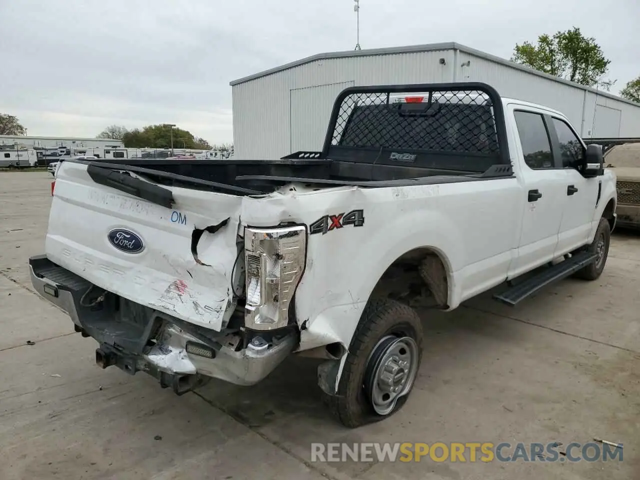 3 fotografías del automóvil dañado 1FT7W3B66KED42221 FORD F350 2019