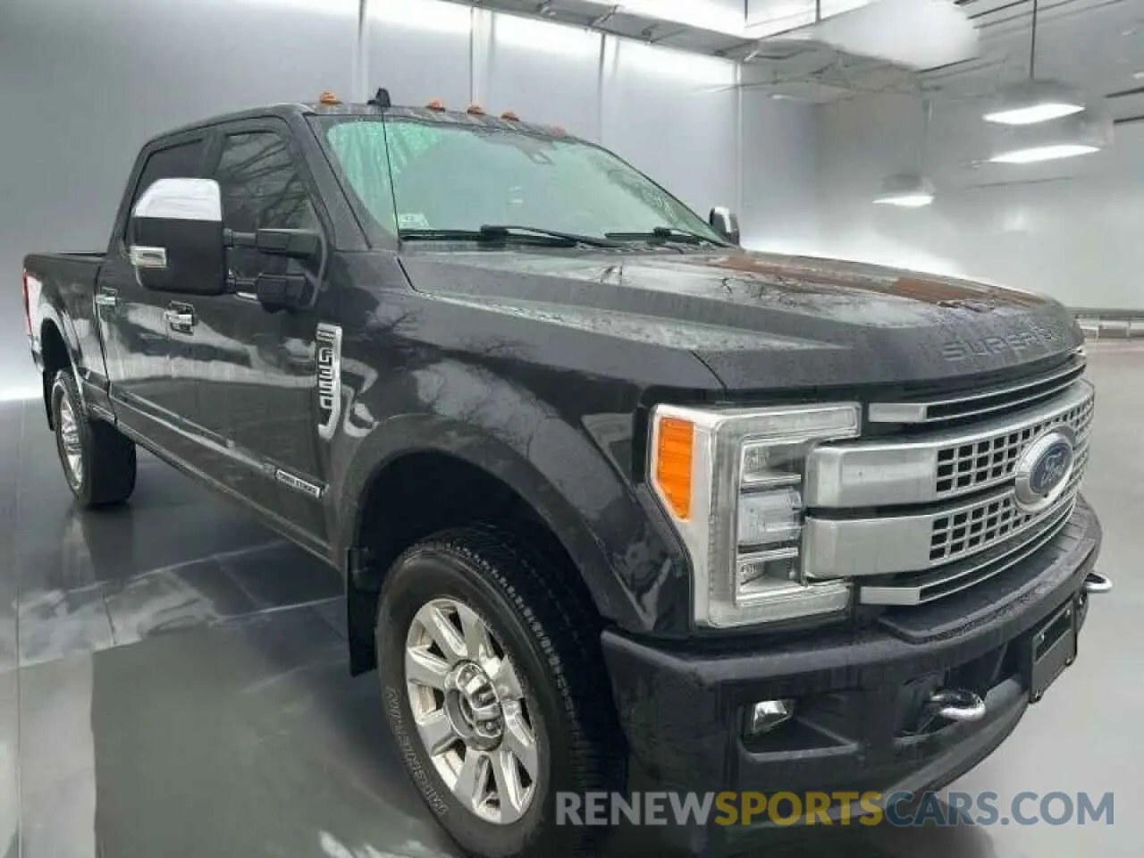 1 fotografías del automóvil dañado 1FT8W3BT0KED05594 FORD F350 2019