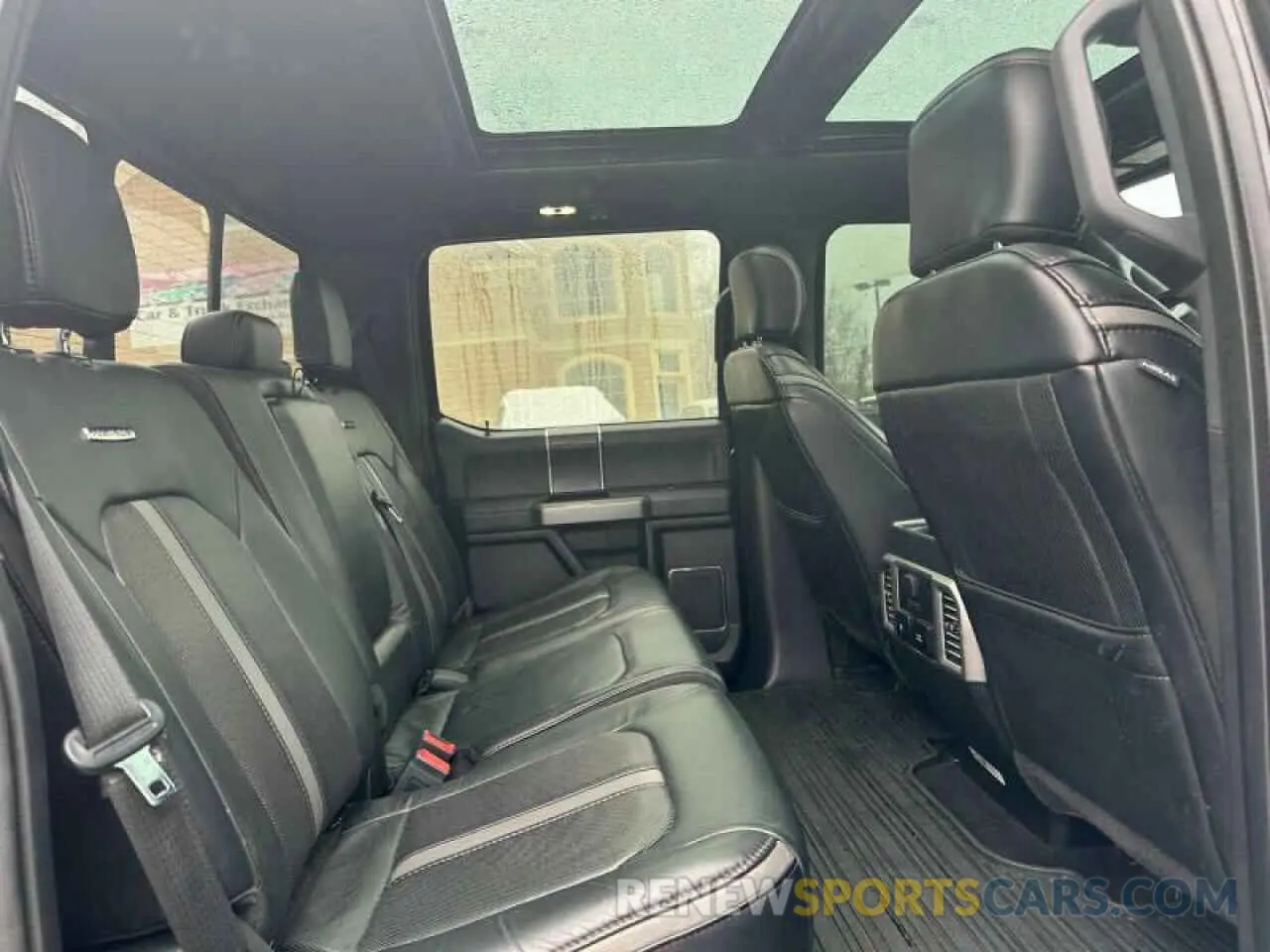 10 fotografías del automóvil dañado 1FT8W3BT0KED05594 FORD F350 2019
