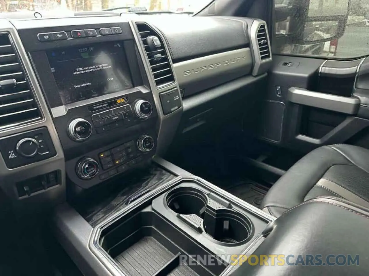 7 fotografías del automóvil dañado 1FT8W3BT0KED05594 FORD F350 2019