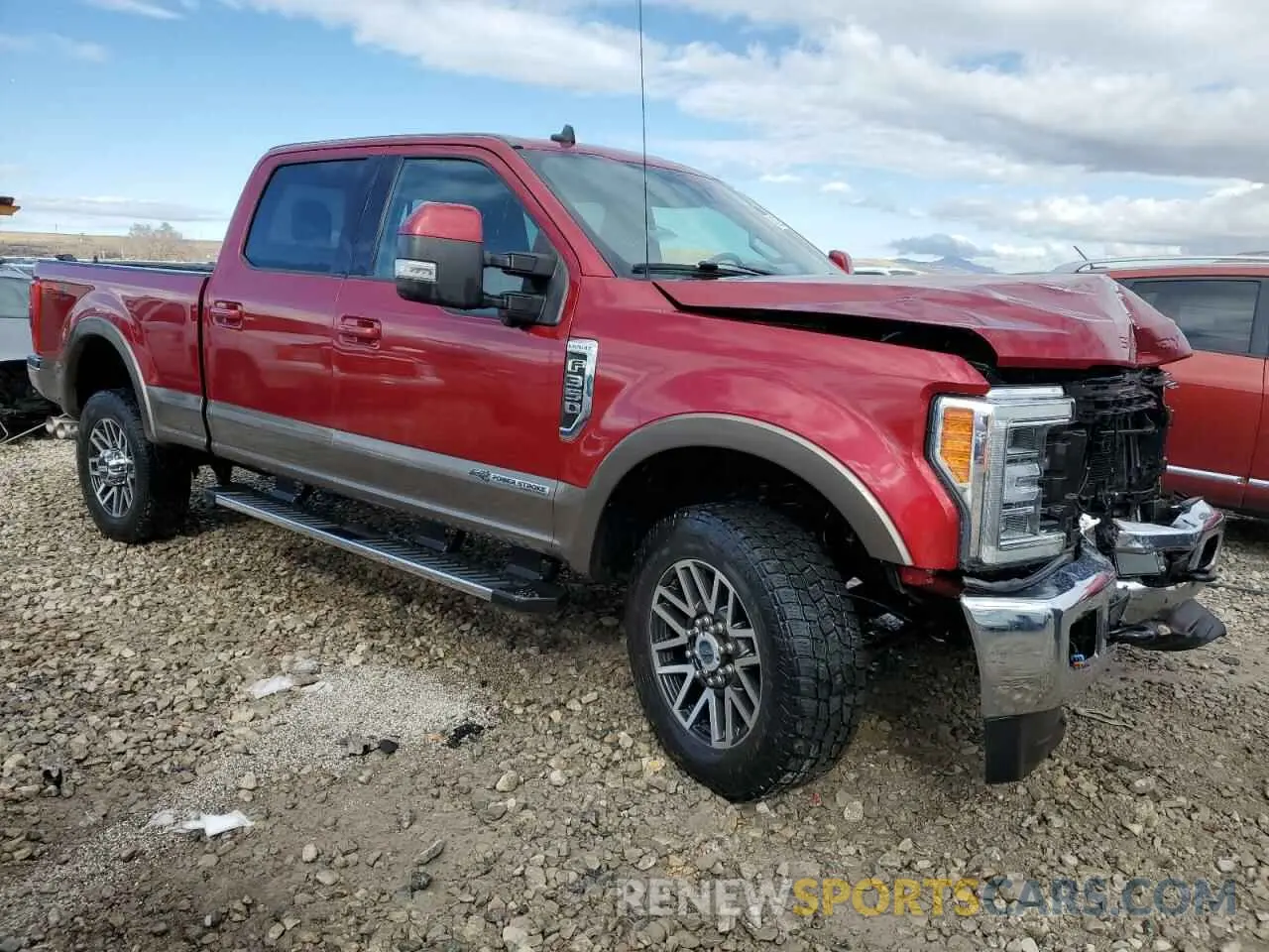 4 fotografías del automóvil dañado 1FT8W3BT2KEF40305 FORD F350 2019