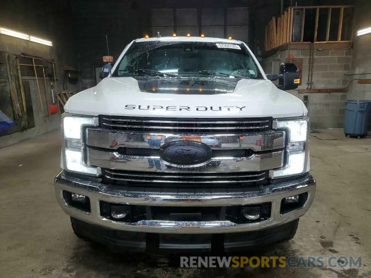 5 fotografías del automóvil dañado 1FT8W3BT4KEC28891 FORD F350 2019