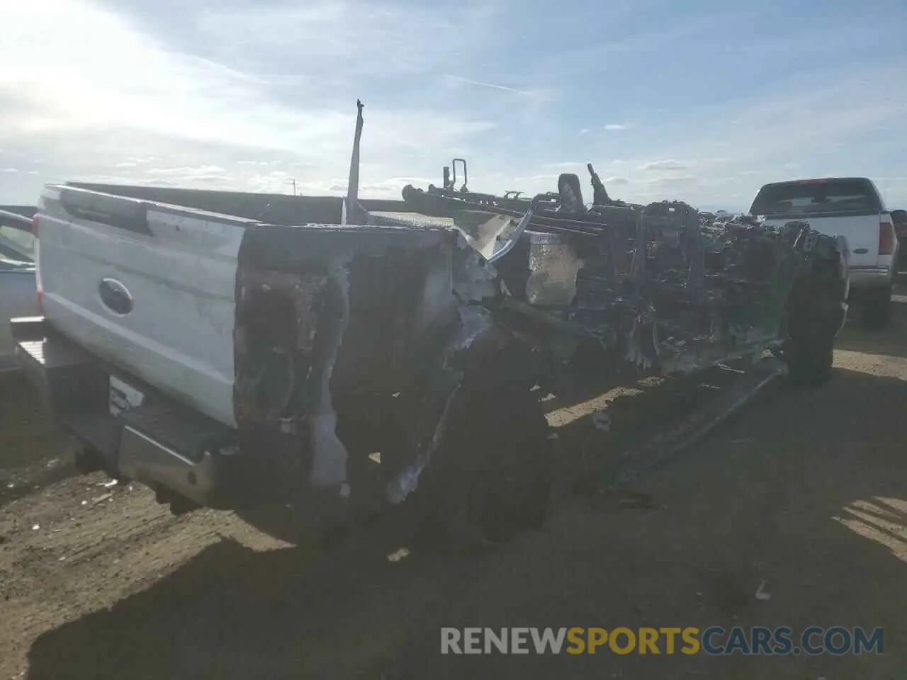 3 fotografías del automóvil dañado 1FT8W3BT5KEC26373 FORD F350 2019