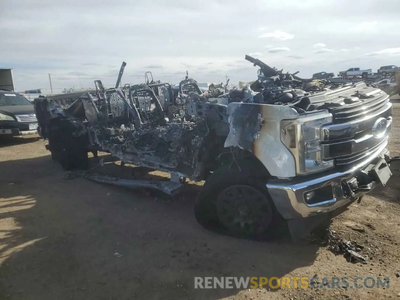 4 fotografías del automóvil dañado 1FT8W3BT5KEC26373 FORD F350 2019